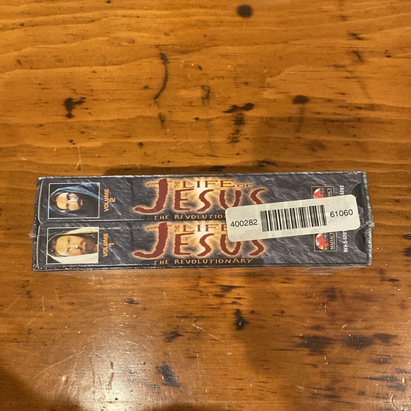 NWT sealed box set The Life of Jesus The Revolutionary VHS NIB - Picture 3 of 8